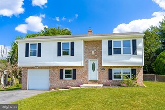 1312 Birch Rd, Lebanon, PA 17042