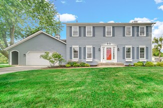 3804 Oak Grove Dr, Valparaiso, IN 46383