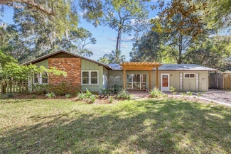 601 NW 36th Dr, Gainesville, FL 32607