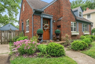 420 Aberdeen Ave, Dayton, OH 45419