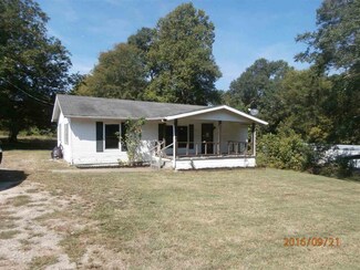 41 Falcon St Unit 1, Selmer, TN 38375