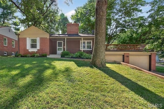 722 Crompton Ct, Saint Louis, MO 63126