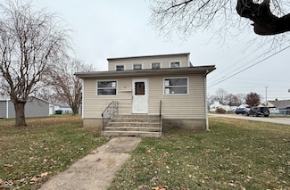 2022 S Waldemere Ave, Muncie, IN 47302
