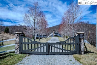 1920 Worley Rd, Banner Elk, NC 28604