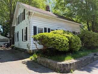 454 Fairview Ave, Coventry, RI 02816