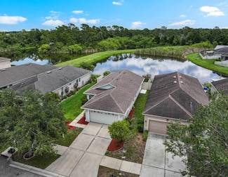 816 College Chase Dr, Ruskin, FL 33570
