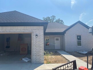 1300 Prudence St, Jacksonville, AR 72076