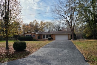 233 Matthews Rd, Appomattox, VA 24522