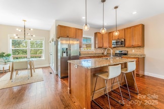 30 Asher Ln, Arden, NC 28704