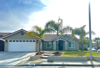 2308 Venice Dr, Delano, CA 93215