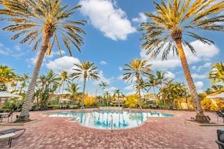 3738 NW Mediterranean Ln Unit 305, Jensen Beach, FL 34957
