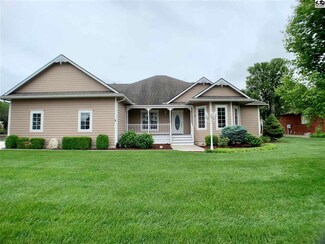 309 Old Colony Ct, North Newton, KS 67117