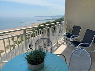 343 Beach St Unit 305, West Haven, CT 06516