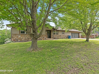 402 Gooch Rd, Neosho, MO 64850