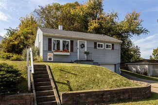 1921 Rhode Island Ave, Aliquippa, PA 15001