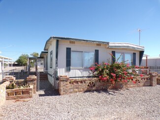 27895 Norris Ave, Bouse, AZ 85325