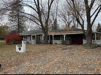 1260 Gilbert St, Flint, MI 48532