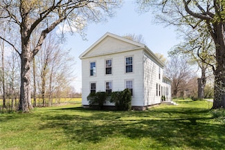 9109 Batavia Stafford Townline Rd, Stafford, NY 14143