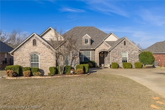8017 Bridgewood Ln, Fort Smith, AR 72916
