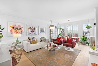 111 Shearwater Ct E Unit 33, Jersey City, NJ 07305