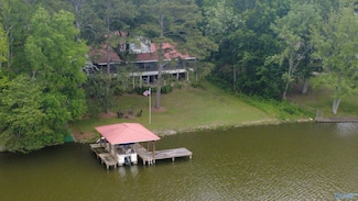 714 E East Riverview Dr, Glencoe, AL 35905