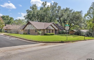 802 Carriage Dr, Tyler, TX 75703