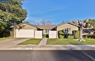 860 Niagara Ct, Concord, CA 94518