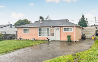 1639 Grant St, North Bend, OR 97459