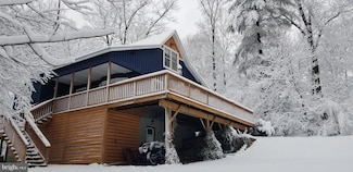 6069 Free State Rd, Marshall, VA 20115
