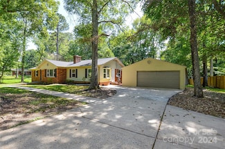 3201 Oscar Dr, Matthews, NC 28105