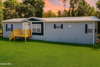 4124 Easy St, Southport, FL 32409