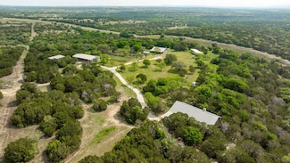 5905 N U S Highway 281, Hamilton, TX 76531