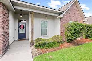 733 English Oak Dr, Madisonville, LA 70447