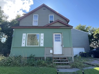 309 Johnston St, Sault Sainte Marie, MI 49783