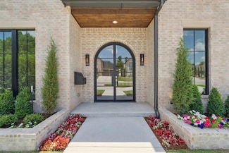2716 W Country Club Dr, Oklahoma City, OK 73116