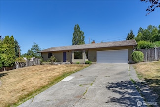 18552 15th Loop NE, Poulsbo, WA 98370