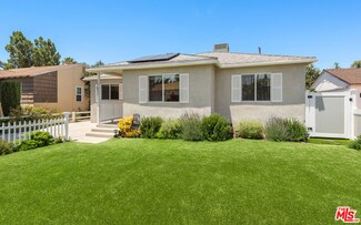 17837 Bullock St, Encino, CA 91316