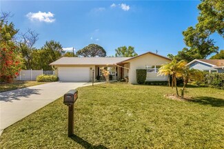 5500 46th Ave N, Kenneth City, FL 33709