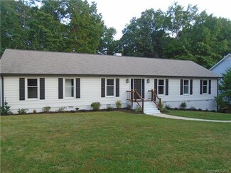 544 Blue Rock Dr, Charlotte, NC 28213