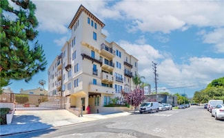 1817 Prosser Ave Unit 305, Los Angeles, CA 90025