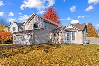 24328 Whispering Trails Dr, Plainfield, IL 60585