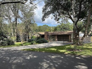 1961 Yorkshire Dr, Deland, FL 32724