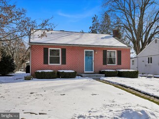 16 Plymouth Ave, Lancaster, PA 17602
