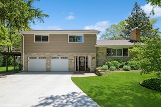 803 Pine St, Deerfield, IL 60015
