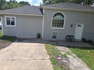 5953 Riverdale Rd, Riverdale, GA 30296