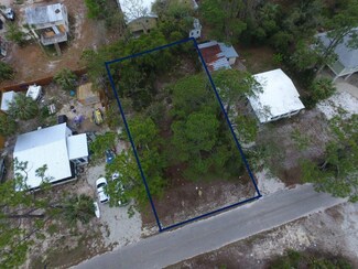 146 S Neptune St, Port St. Joe, FL 32456