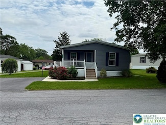 3628 Lil Wolf Cir Unit 129, Orefield, PA 18069