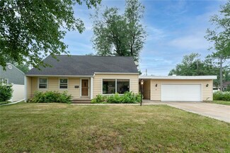 3215 Mansfield Ave SE, Cedar Rapids, IA 52403