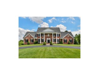 23410 E Strode Rd, Blue Springs, MO 64015