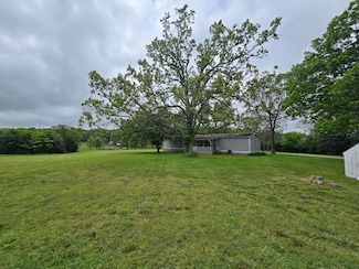 18298 Dallas County Line Rd, Phillipsburg, MO 65722